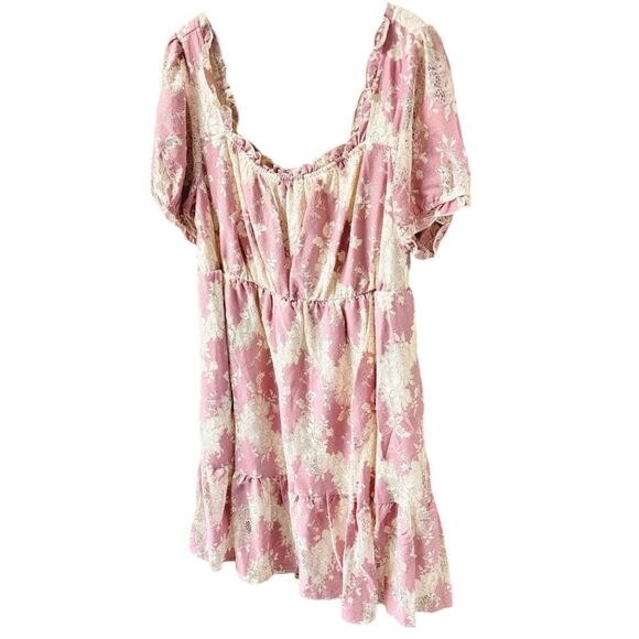 TORRID Foxglove Pink Mini two toned, lace floral, tierd babydoll dress. 1X - Picture 4 of 16